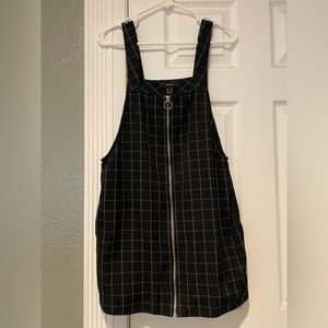 Overall black mini dress!